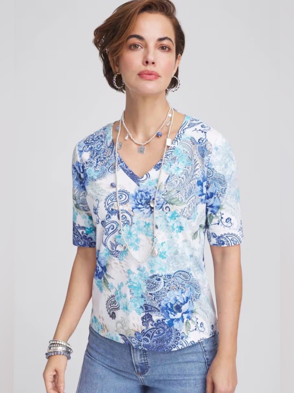 Chico's Cotton Rose Patch Perfect V-Neck Tee Size 2/L NWT